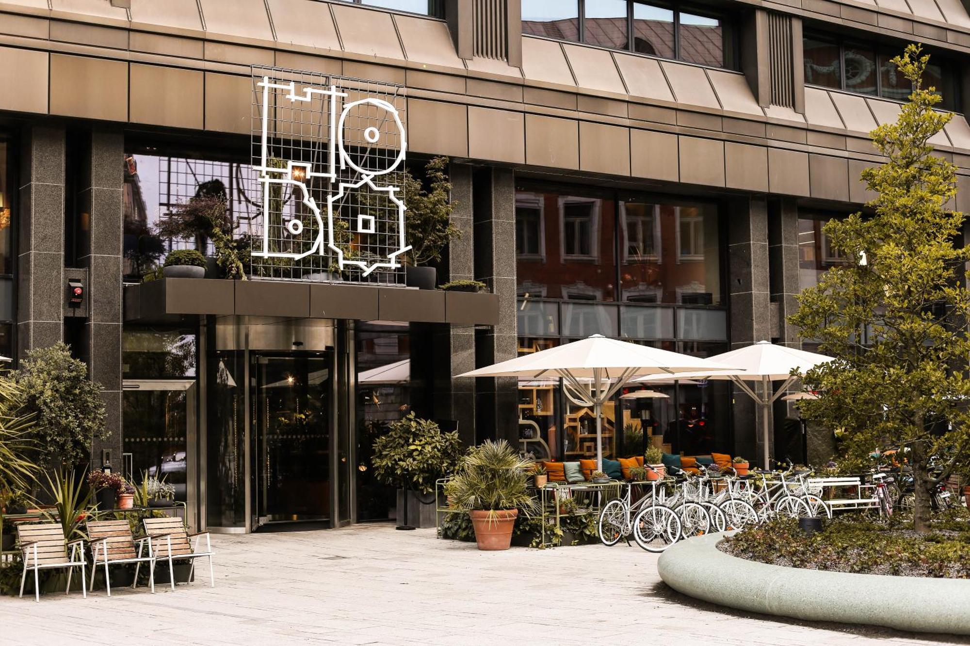 Hobo Hotel 4*