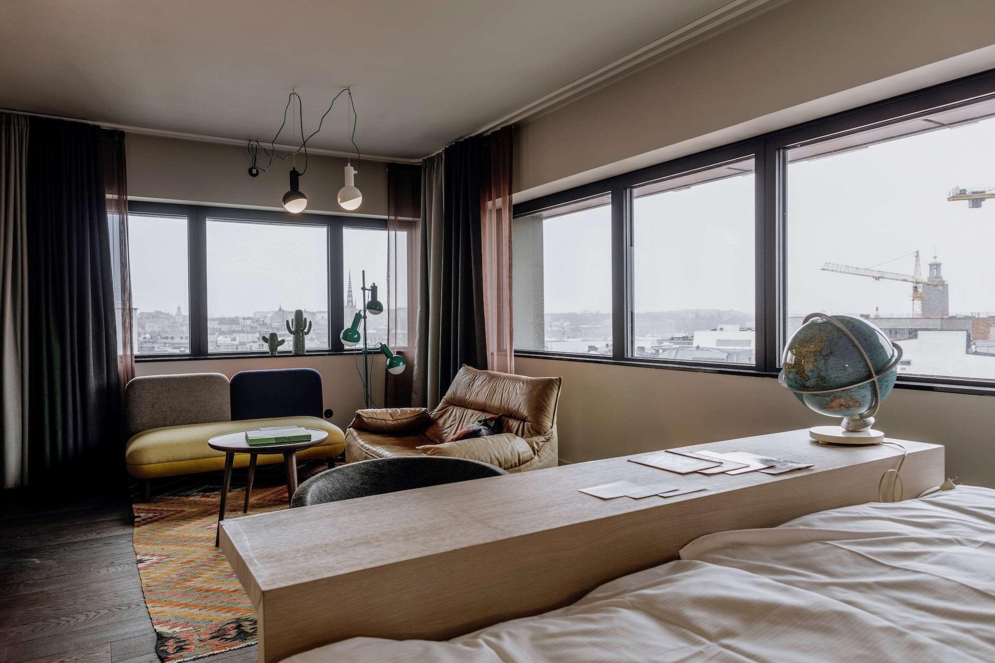 Hobo Hotel 4*